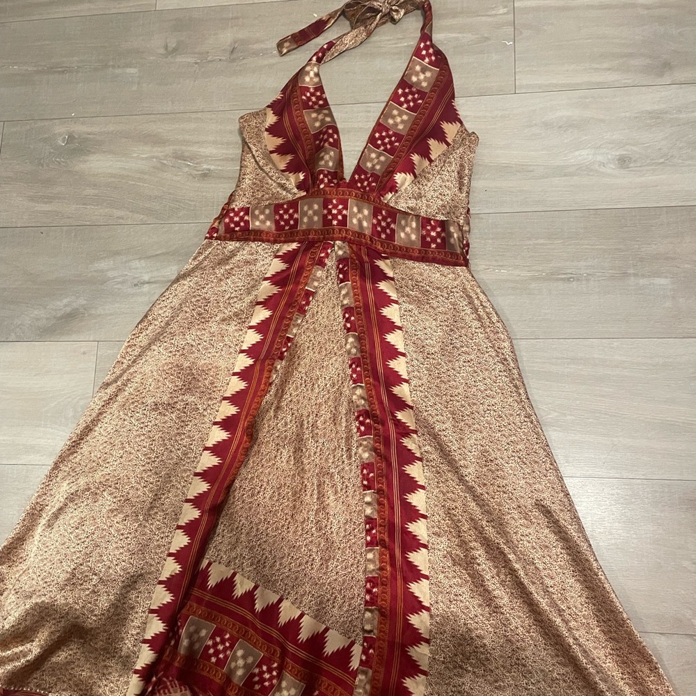 Elegant Halter Maxi Dress in Red and Tan